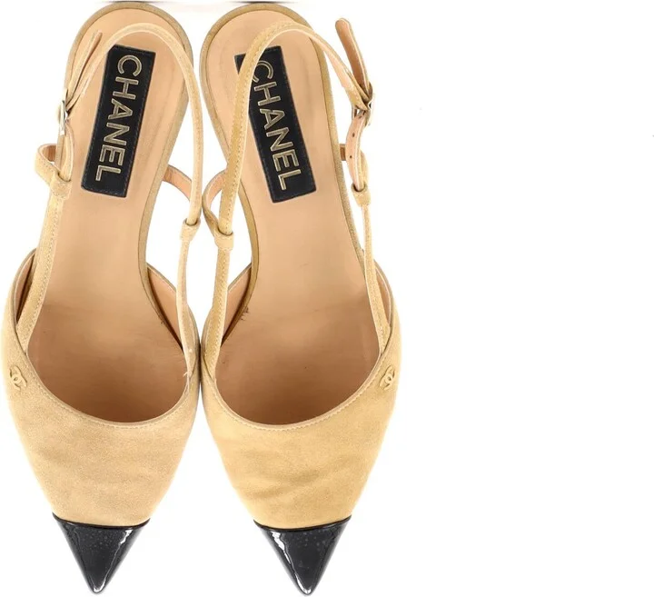 CHANEL Womenâs Pointed Cap Toe Slingback Kitten Heels Suede with Patent - Image 2