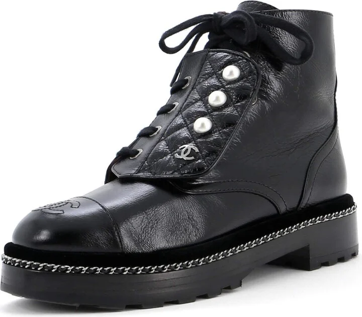CHANEL Women's Cap Toe CC Chain Around Pearl Combat Boots Leather