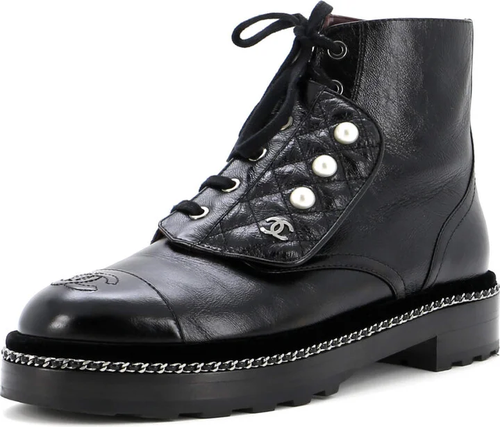 CHANEL Women's Cap Toe CC Chain Around Pearl Combat Boots Leather
