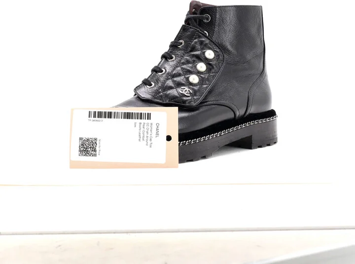 CHANEL Women's Cap Toe CC Chain Around Pearl Combat Boots Leather