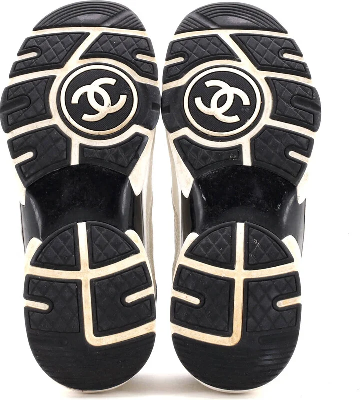 CHANEL Women's CC All Over Print Low-Top Sneakers Suede - Image 4