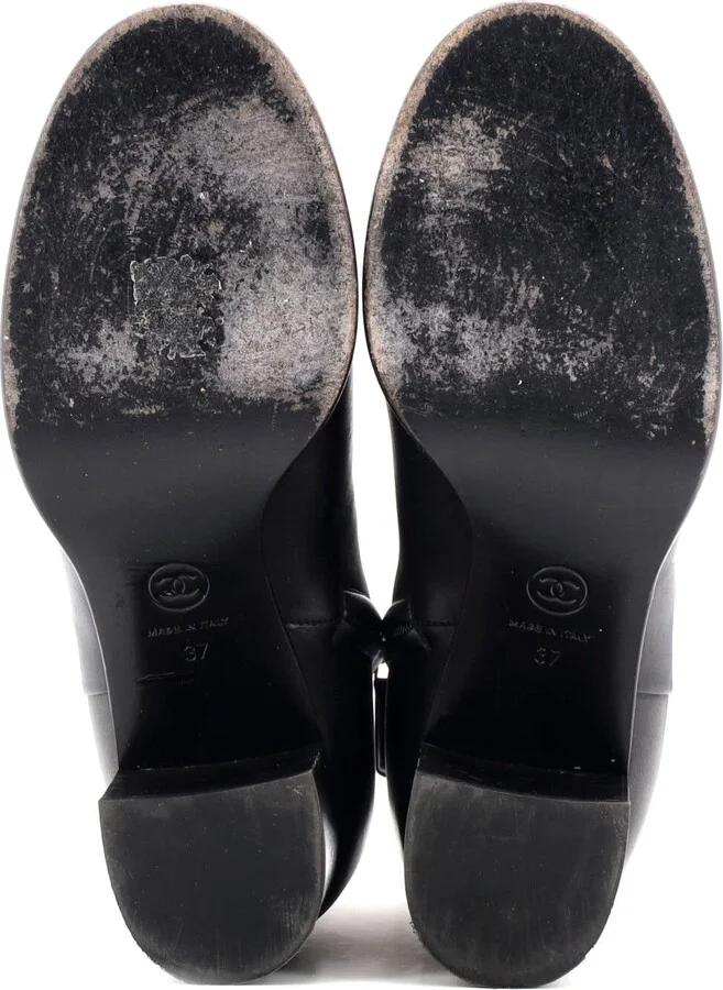 CHANEL Women's CC Cap Toe Ankle Boots Leather - Image 4
