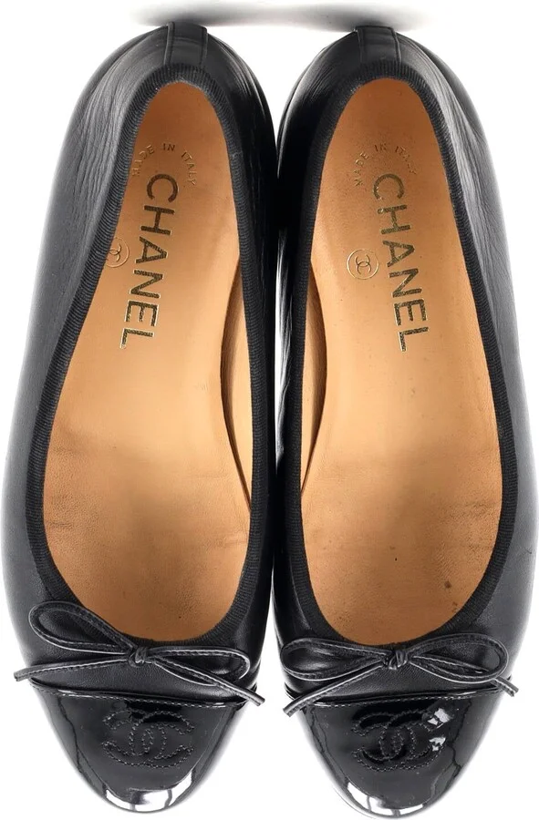 CHANEL Women's CC Cap Toe Bow Ballerina Flats Leather and Patent - Image 2
