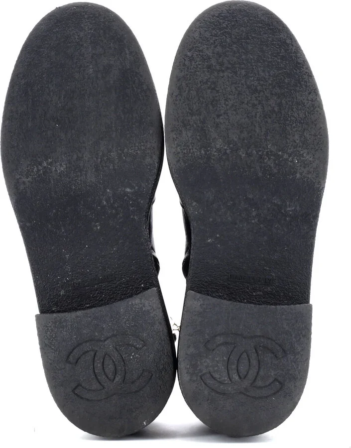 CHANEL Women's CC Cap Toe Chelsea Boots Leather with Patent - Image 4