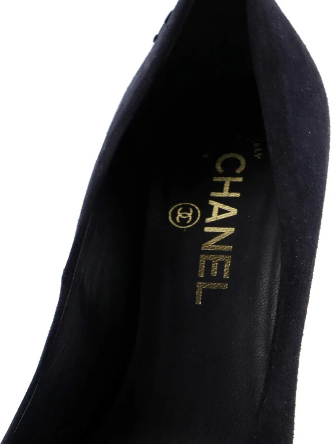 CHANEL Women's CC Cap Toe Logo Heel Pumps Suede with Patent - Image 6