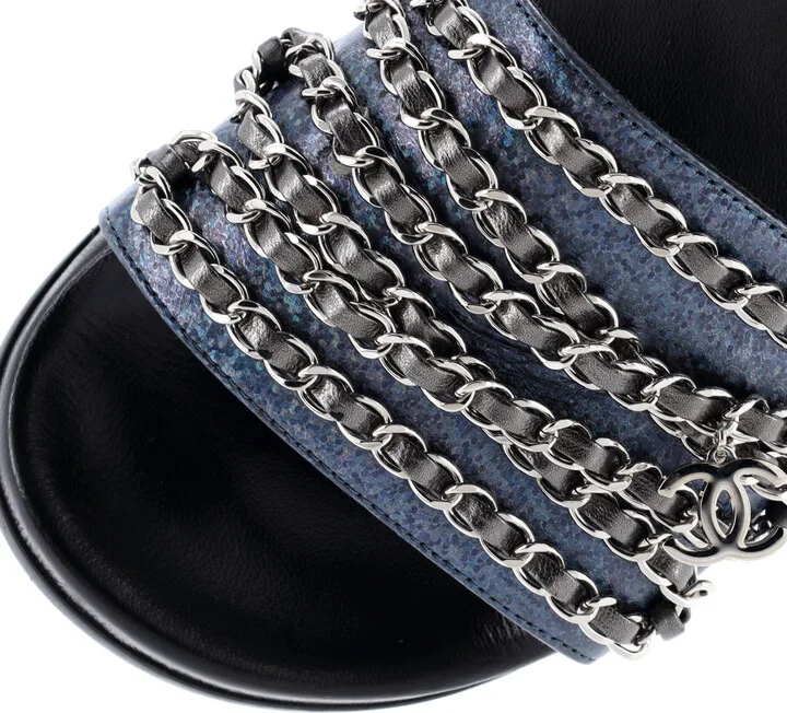 CHANEL Women's CC Chain Slide Sandals Leather and Metal - Image 5