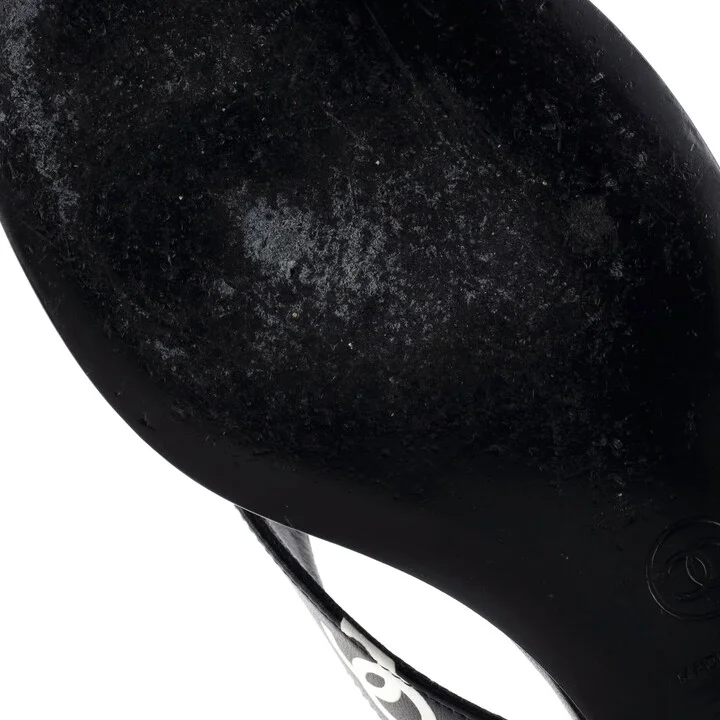 CHANEL Women's CC Coco Beach Thong Sandals Printed Leather - Image 6
