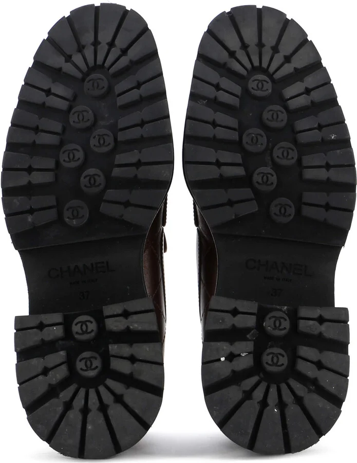 CHANEL Women's CC Loafers Quilted Leather - Image 4