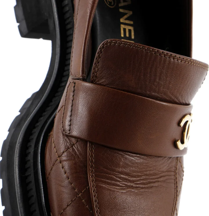 CHANEL Women's CC Loafers Quilted Leather - Image 5