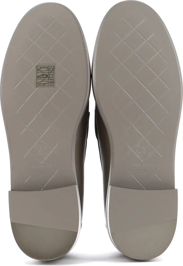 CHANEL Women's CC Loafers Quilted Leather - Image 4