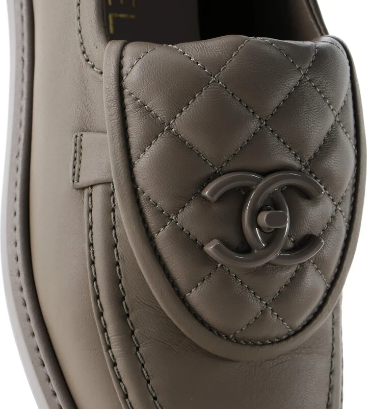 CHANEL Women's CC Loafers Quilted Leather - Image 5