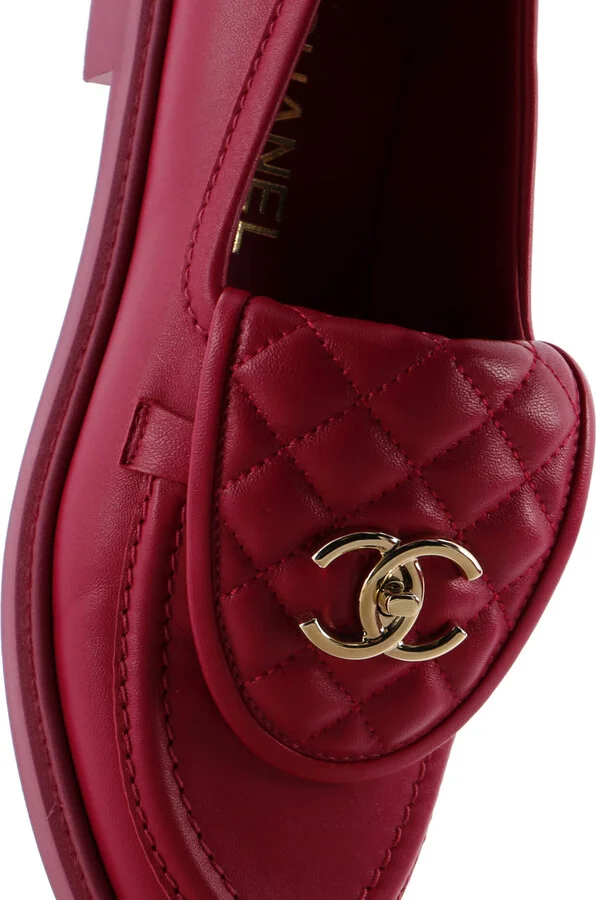 CHANEL Women's CC Loafers Quilted Leather - Image 5