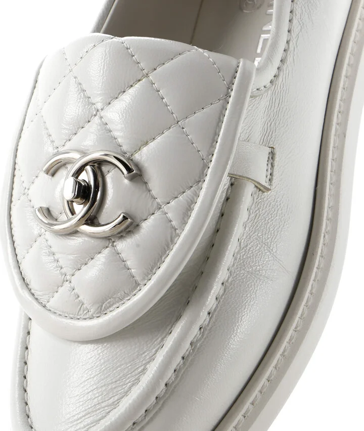 CHANEL Women's CC Loafers Quilted Leather - Image 5