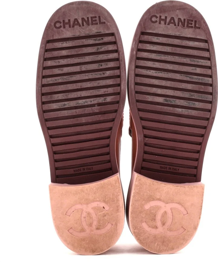 CHANEL Women's CC Loafers Quilted Leather - Image 4