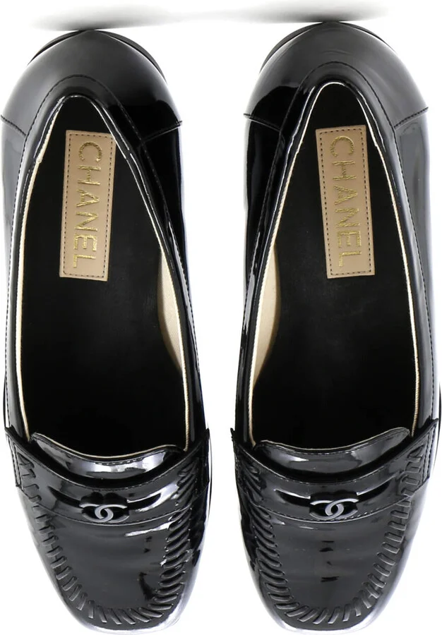 CHANEL Women's CC Loafers Stitched Patent - Image 2