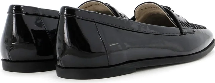 CHANEL Women's CC Loafers Stitched Patent - Image 3