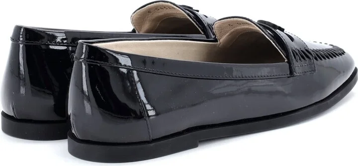 CHANEL Women's CC Loafers Stitched Patent - Image 3