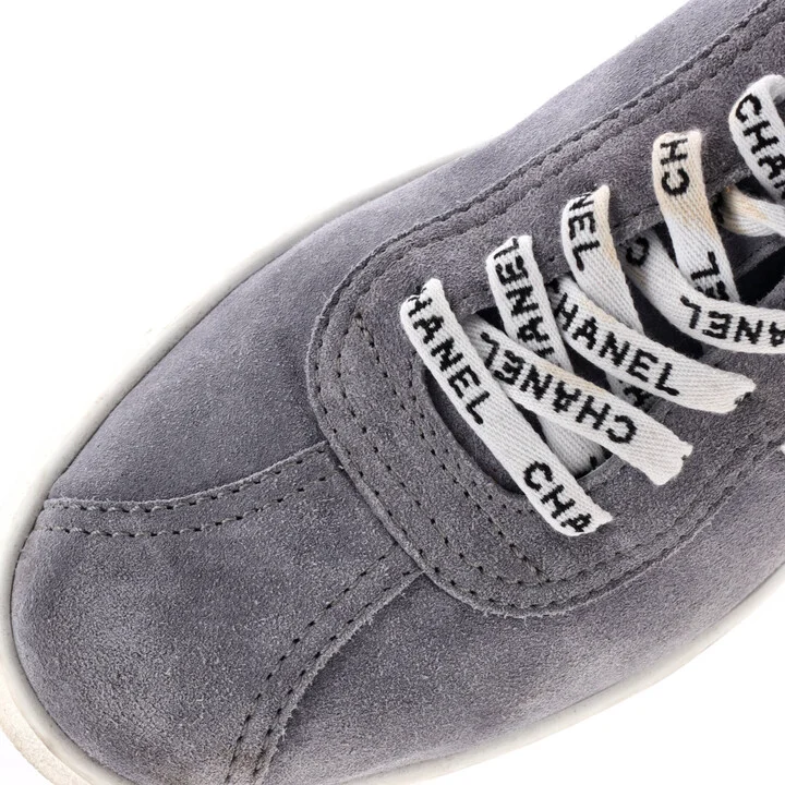 CHANEL Women's CC Low-Top Flat Runner Sneakers Suede - Image 5