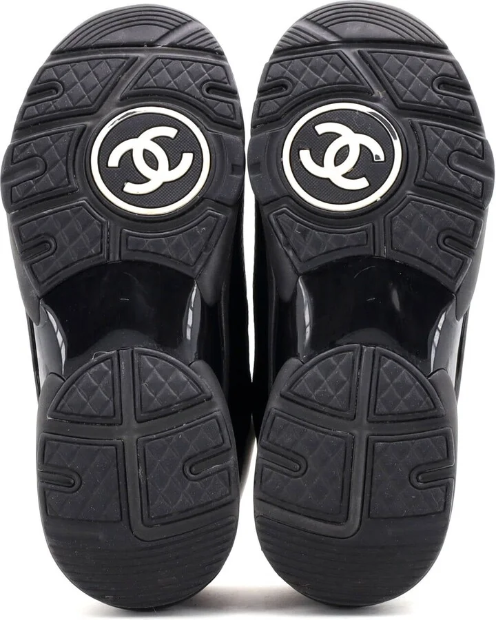CHANEL Women's CC Low-Top Sneakers Leather and Mesh - Image 4