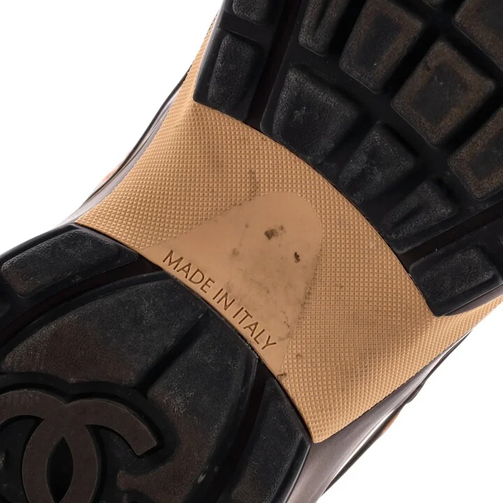 CHANEL Women's CC Low-Top Sneakers Mesh and Laminated Leather - Image 6