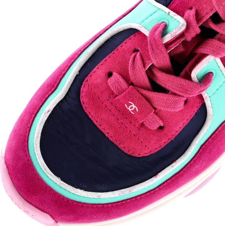 CHANEL Women's CC Low-Top Sneakers Suede and Fabric - Image 5