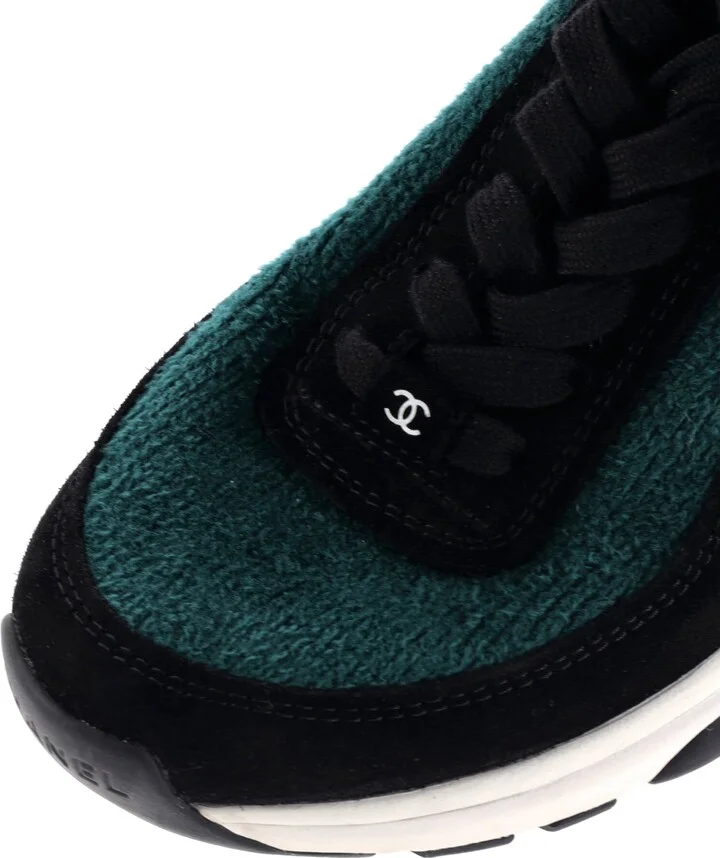CHANEL Women's CC Low-Top Sneakers Suede and Knit Fabric - Image 5