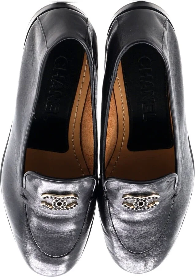 CHANEL Women's CC Mocassin Loafers Leather with Metal - Image 2