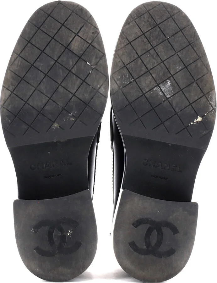 CHANEL Women's CC Platform Loafers Leather - Image 4