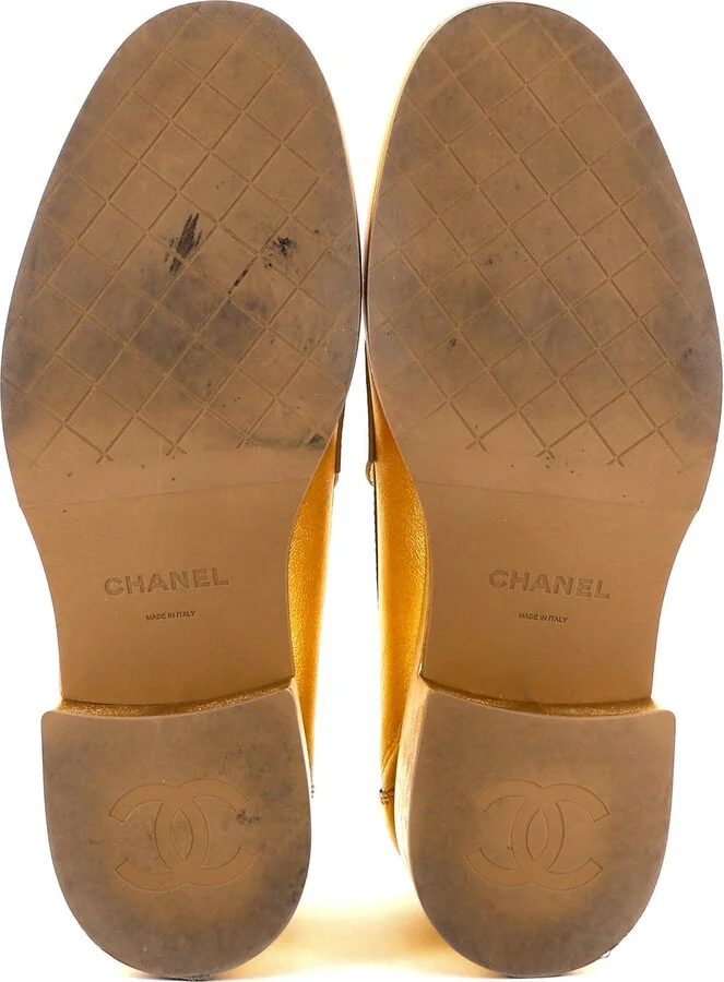CHANEL Women's CC Platform Loafers Leather - Image 4