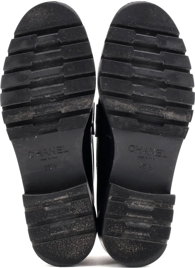 CHANEL Women's CC Platform Loafers Leather - Image 4