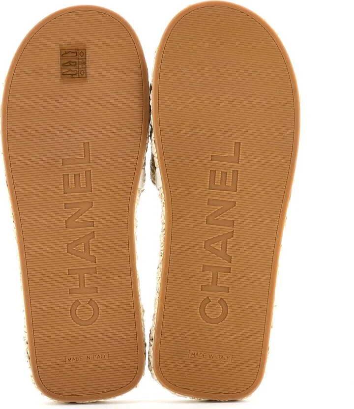 CHANEL Women's CC Slide Mules Woven Raffia - Image 4