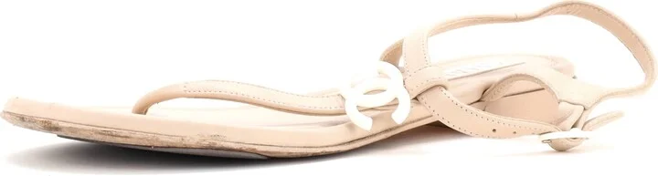 CHANEL Women's CC Thong Sandals Leather