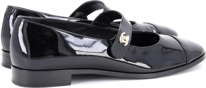 CHANEL Women's CC Turnlock Mary Jane Flats Patent - Image 4