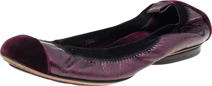 Chanel Women's Leather & Velvet Flat, Size 34.5 (Authentic Pre-Loved)