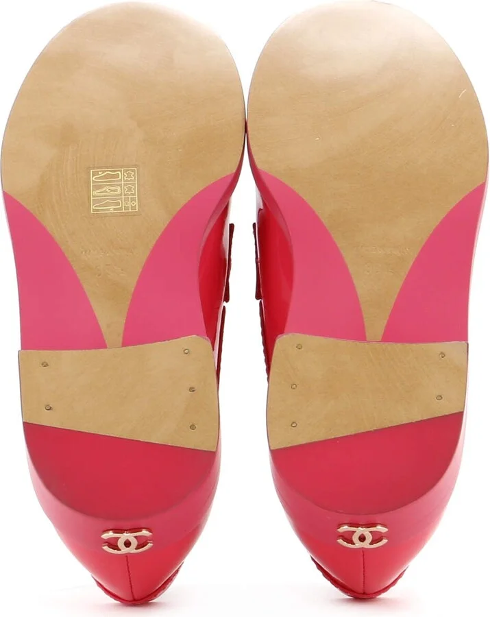 CHANEL Women's Logo Loafers Patent - Image 4