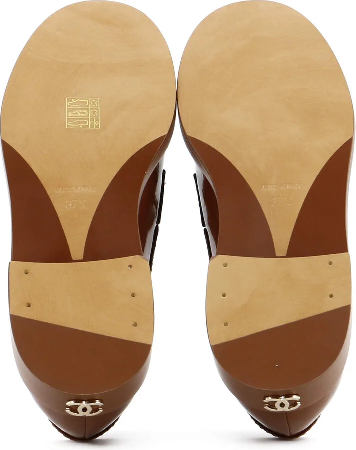 CHANEL Women's Logo Loafers Patent - Image 4