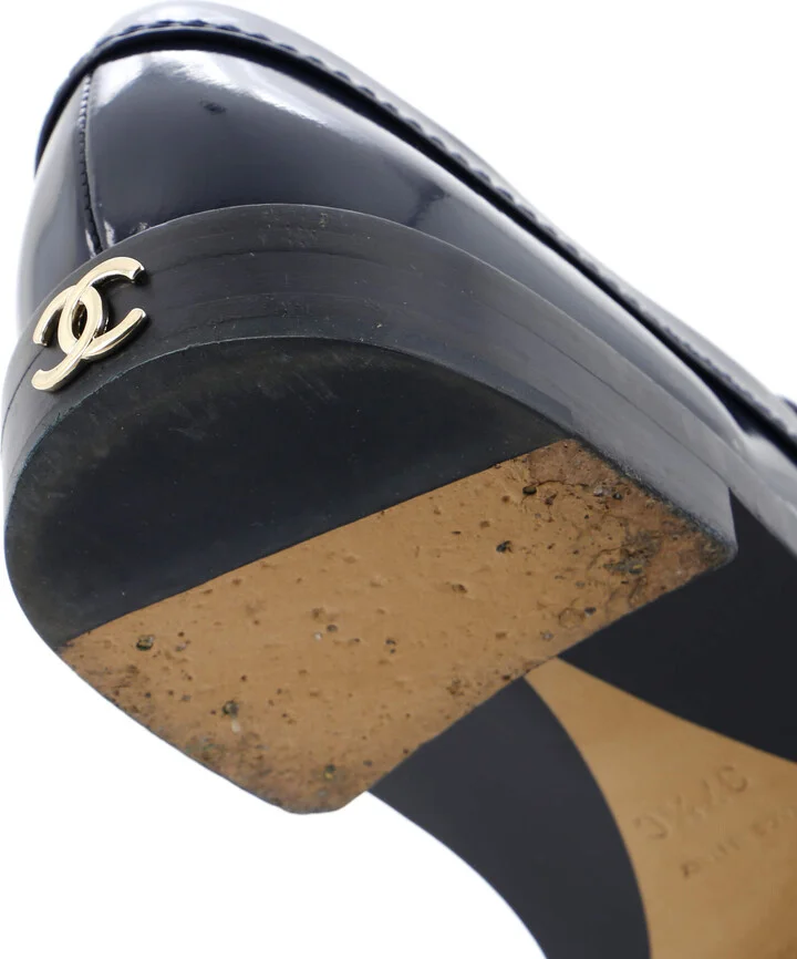 CHANEL Women's Logo Loafers Shiny Calfskin - Image 6