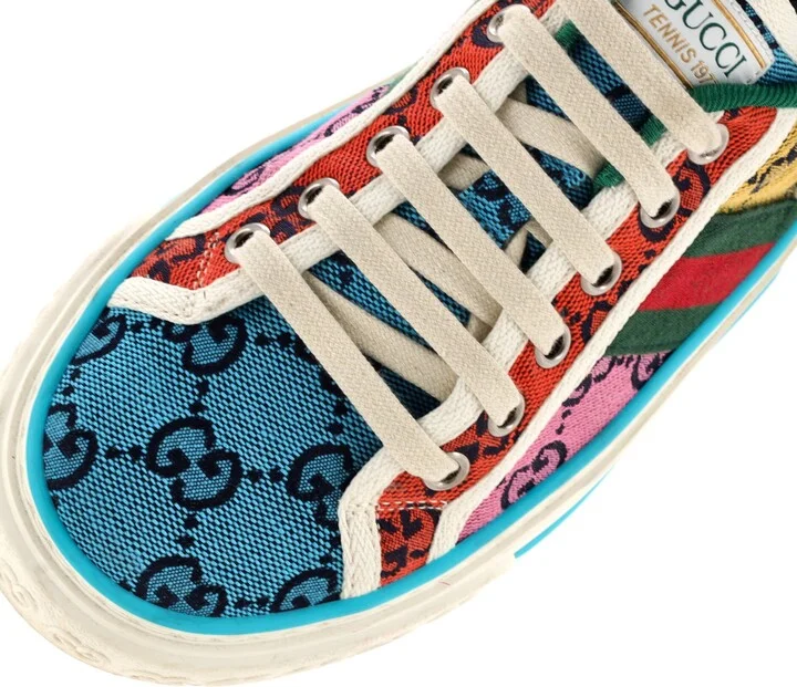 CHANEL Women's Open Toe Platform Sandals Quilted Leather and Wood - Image 9