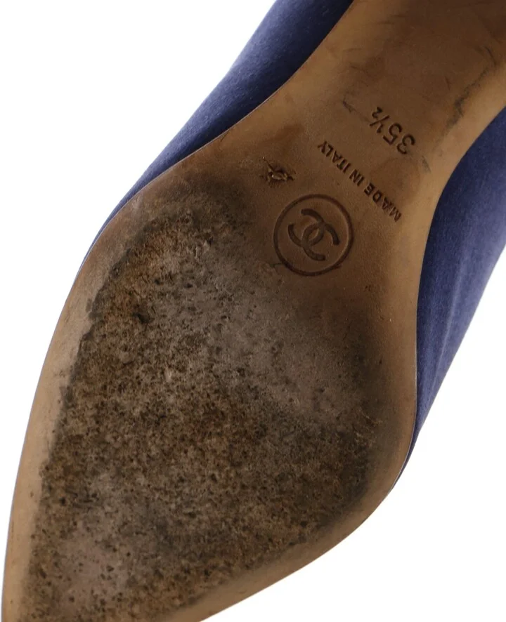 CHANEL Women's Pointed Toe Pumps Satin and Lucite - Image 5