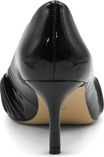 Charles By Charles David Alaine Pump - Image 2