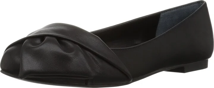 Charles by Charles David Women's Darcy Ballet Flat
