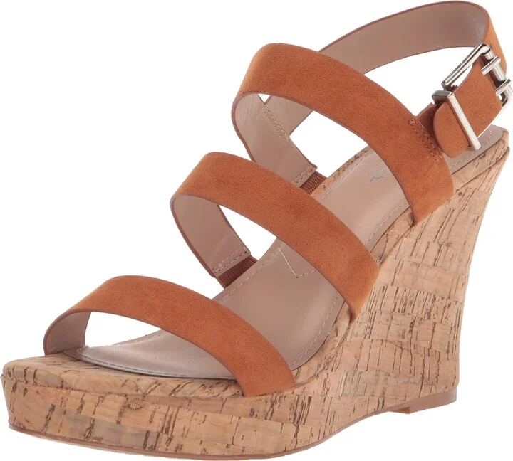CHARLES BY CHARLES DAVID Women's Liber Platform