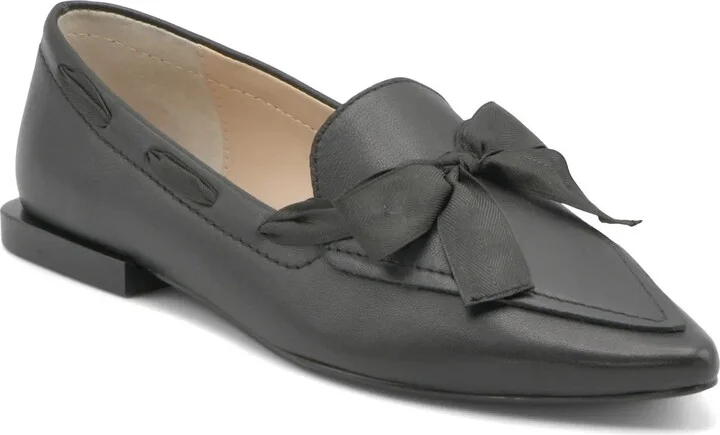 Charles David Izzi Flat