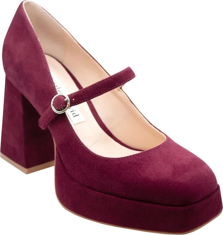 Charles David Vivanna Suede Pump