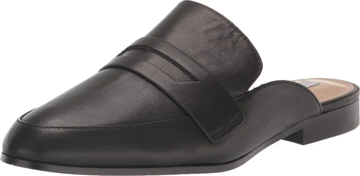 CHARLES DAVID Women's Fairway Loafer