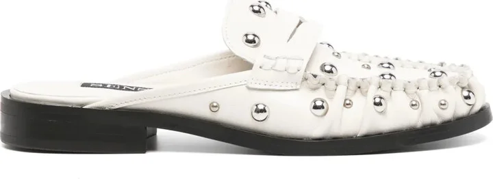 Chase mules