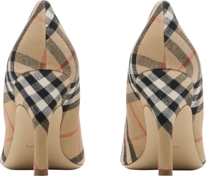 Check Dame Pumps - Image 4