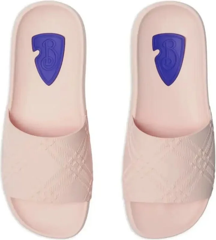 Check-Embossed Slides - Image 5