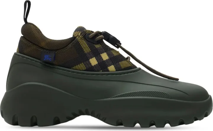 Check Scoot trek sneakers