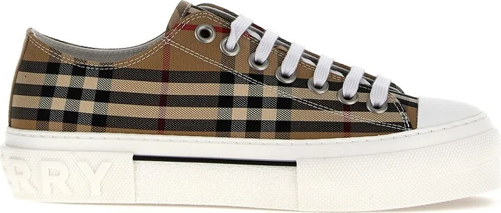 Check Sneakers
